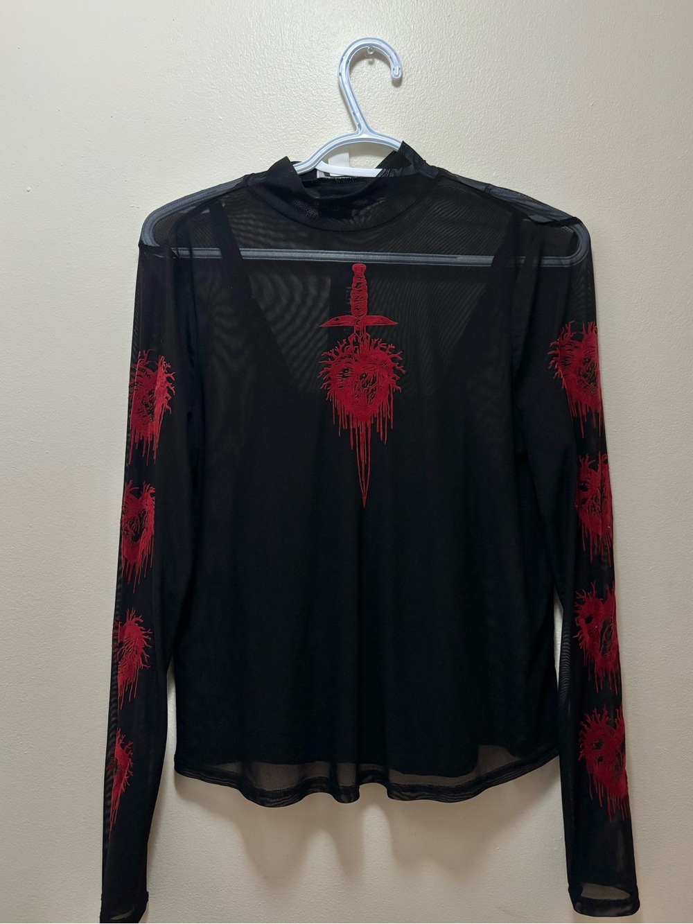 Hot Topic new layered mesh tank top black red heart sword dagger sleeves emo alt